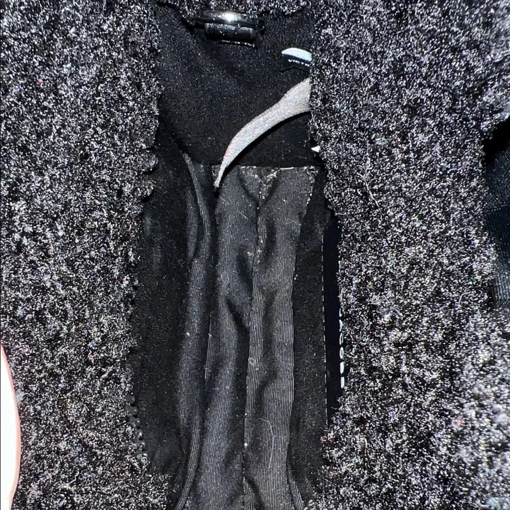 Marc Jacobs black teddy The Tote crossbody - Picture 4 of 10